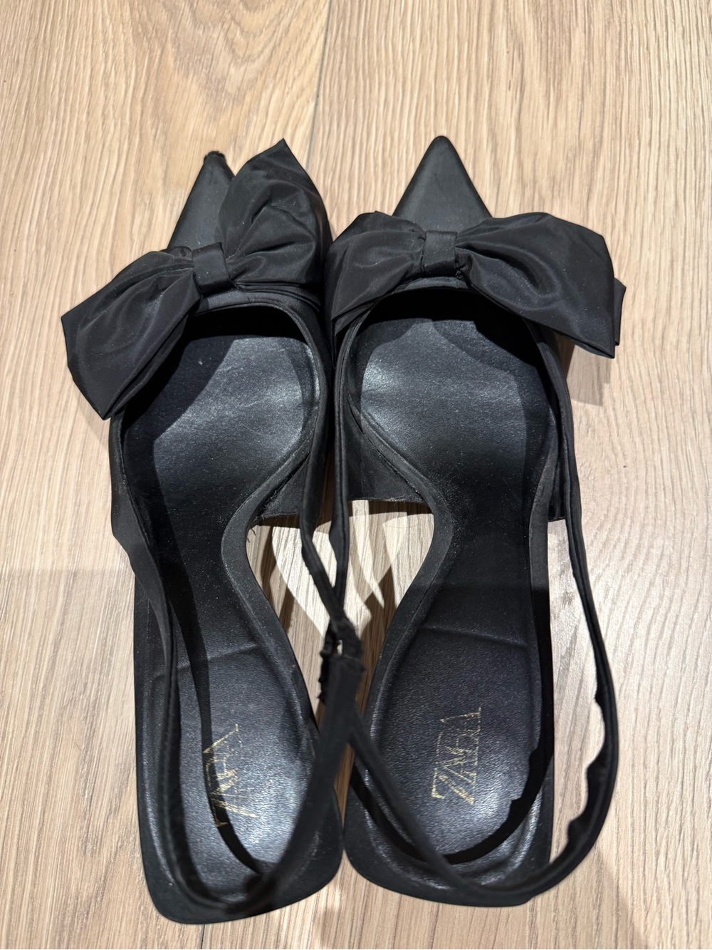 Zara Black Pointed-Toe Slingback Heels with Bow